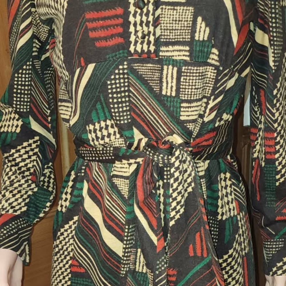 BUS STOP, Rare Patterned Women's Dress Size Large (Vintage The 70's)